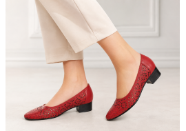 Pantofi dama perforati rosii din piele naturala cu toc mic Rosalia CLP03R